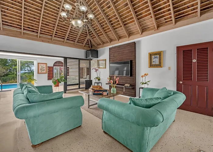 Forever Summer Gorgeous 4bdr With Pool Private Chef Villa Runaway Bay