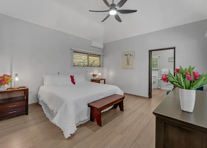 Villa Forever Summer Gorgeous 4bdr With Pool Private Chef Runaway Bay